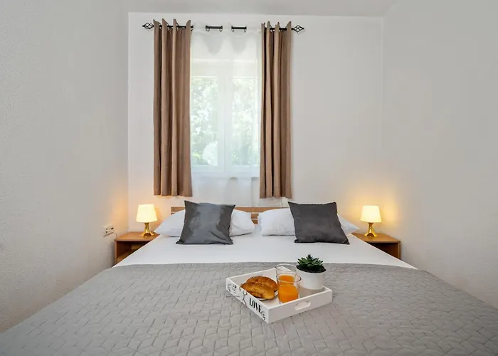 Stella Vila Veligolji